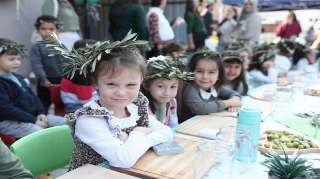 Şakran da minik eller zeytinle buluştu