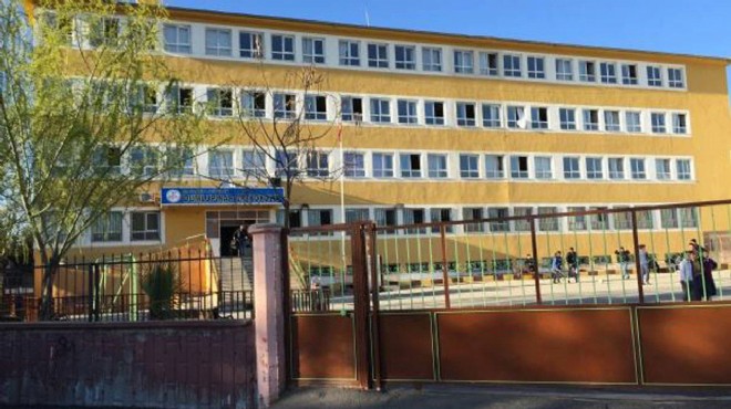 Müdür yardımcısına bıçaklı saldırı: Valilikten açıklama!