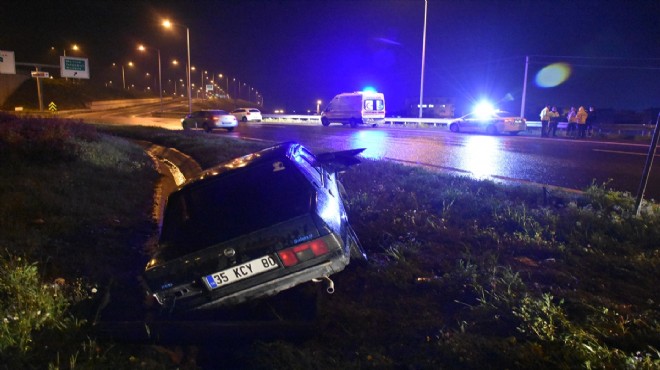 Şarampole devrilen otomobilini bırakıp gitti!