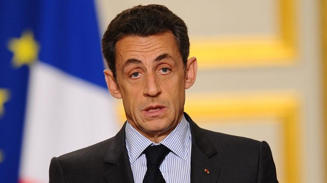 Sarkozy'nin 4 ülkeye gidişi yasaklandı
