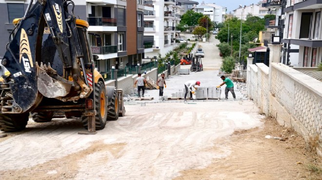 Seferihisar'da yol yenileme harekatı!