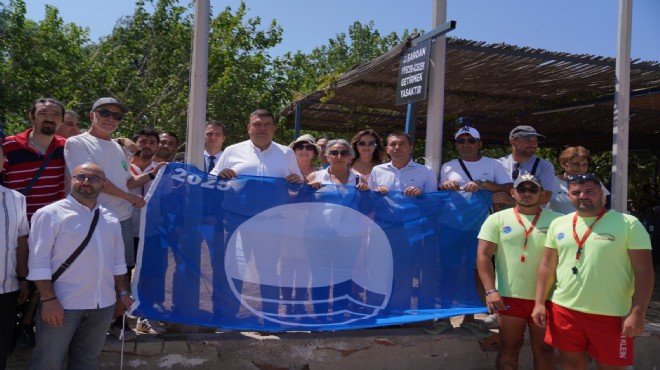 Seferihisar'ın ''Mavi Bayraklı plajında çevre şenliği