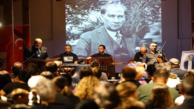 Selçuk ta Atatürk şarkılar ve şiirlerle anıldı