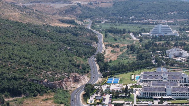 Selçuk’un turizm yolu baştan sona yenilendi!