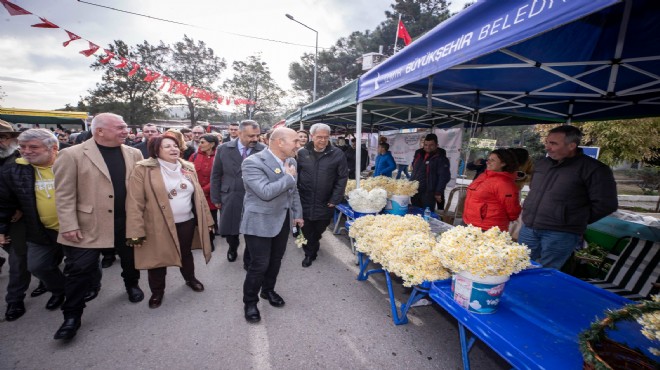 Soyer'den festivale damga vuran mesaj: Ne baharın ne de siyasetin yalancısına inanın!