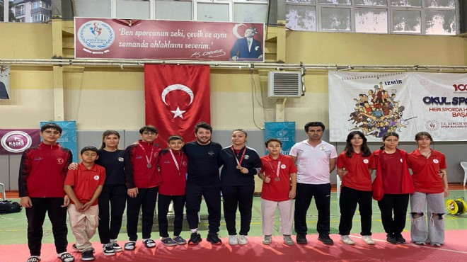 Sporda Bayraklı farkı: İlçenin gururu oldular