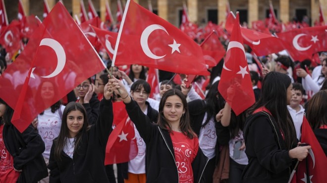 TBMM 104 yaşında, devlet erkanı Anıtkabir de