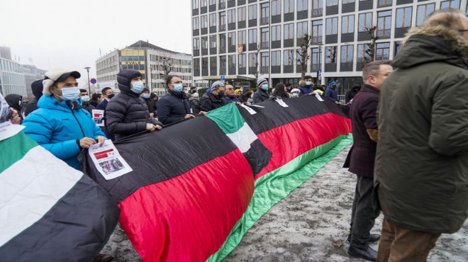 Taliban ın ilk Avrupa ziyareti: Oslo da protesto