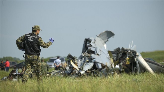 Tataristan da uçak düştü: 16 kişi hayatını kaybetti