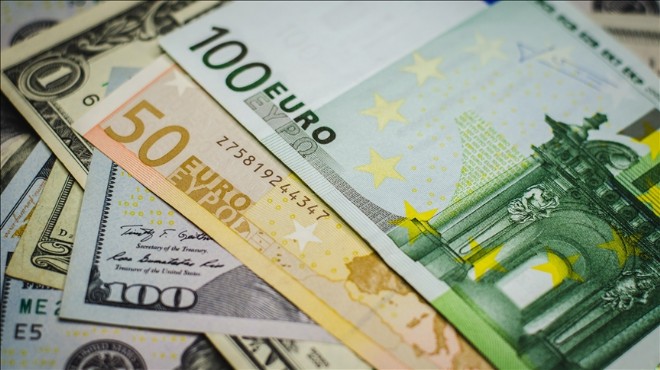 Tatil sonrası ilk işlem günü: Dolar haftaya nasıl başladı?