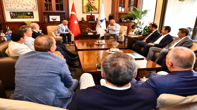 Ticaret odası başkanlarından  Başkan Soyer'e destek ziyareti