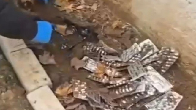 Toprağa gömülü uyuşturucu ecza bulundu