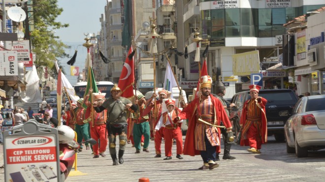 Torbalı da mehteranlı İmamoğlu kutlaması