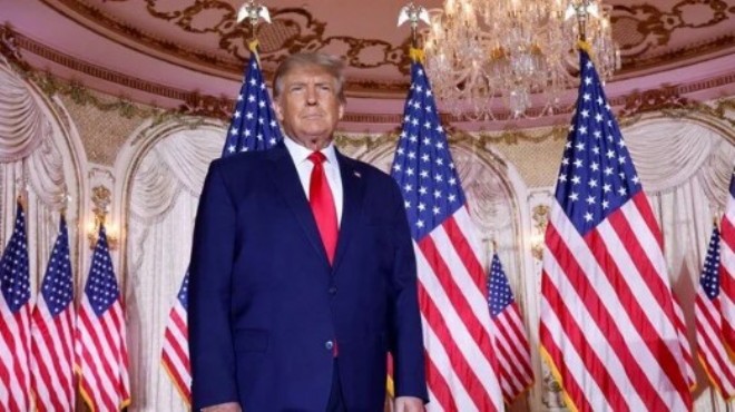 Trump 2024 seçimleri için adaylığını açıkladı