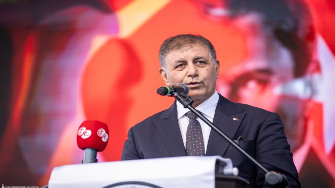 Tugay dan 10 Kasım mesajı: Atatürk, en büyük eseri Cumhuriyet ile sonsuza dek yaşayacak!