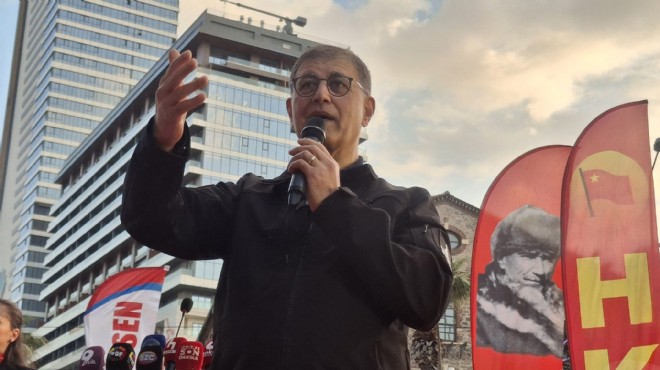 Tugay'dan Meslek Fabrikası önünde mesaj seli ve Vakıflar Müdürü'ne soru:  K