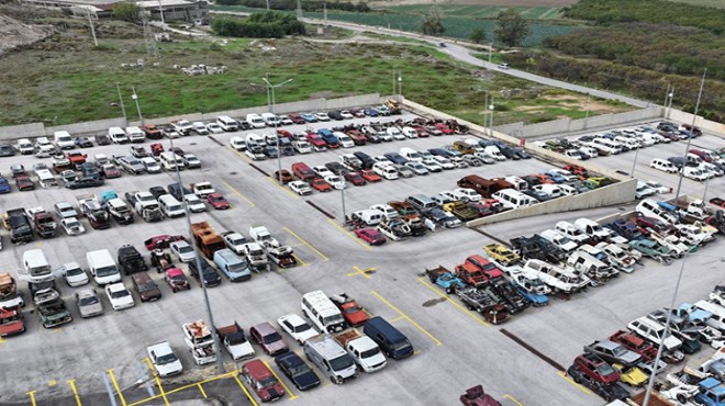 İzmir de hurda araçlar ekonomiye kazandırılıyor