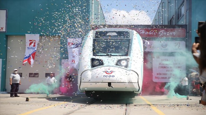 Türkiye nin ilk yerli elektrikli treni raylarda