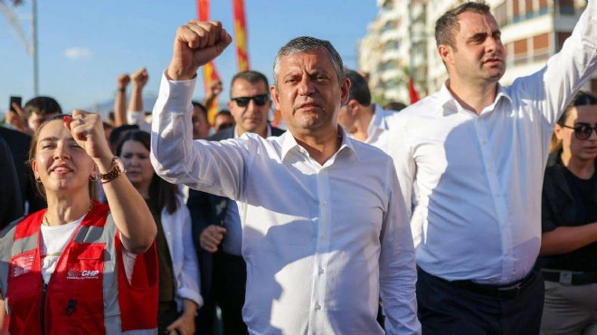 Üç aşamalı yol haritası: Özel den yeni parti açıklaması