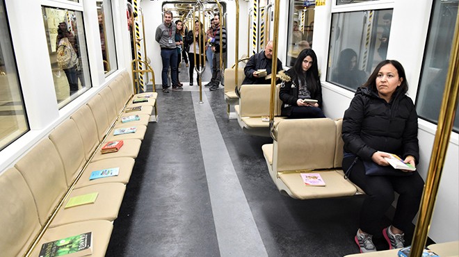 Üç kurumun işbirliğiyle metroda kitap projesi