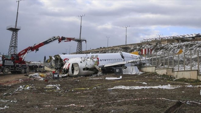 Uçak kazası soruşturmasında kaptan pilotun ifadesi alınıyor