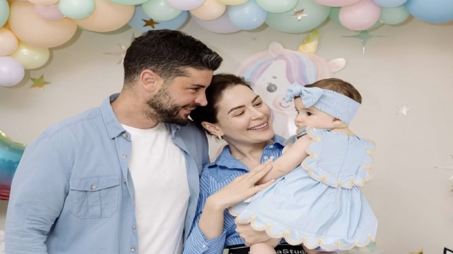 Ünlü oyuncu, kızının yüzünü ilk kez paylaştı