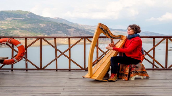 Ünlü sanatçıdan Beydağ'da arp rüzgarı