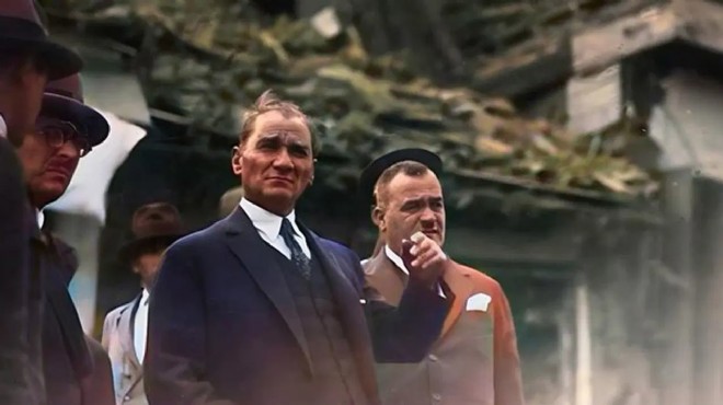 Ünlülerden 10 Kasım paylaşımları