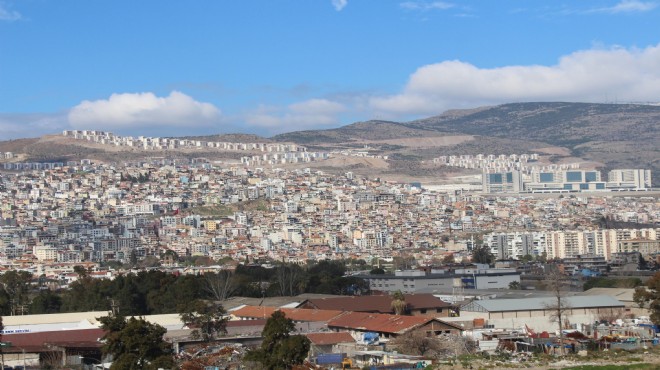 Uzmanlardan İzmir için depreme hazırlık uyarıları!