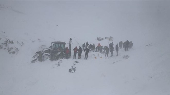 Van'da ikinci çığ faciası: 33 can kaybı!