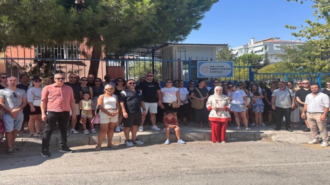 İzmir de velilerden  okul birleştirme  isyanı!