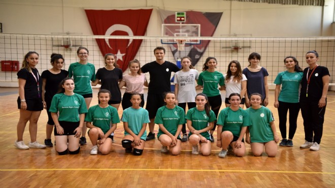 Voleybolda bir ekol: Bornova Belediyespor