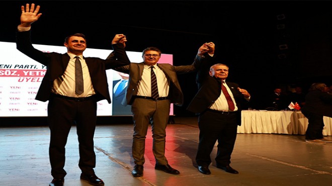 YENİ  Parti İzmir'de ön seçim günü: Güç-Kocaoğlu yarışı... Üyeler sandık başında!