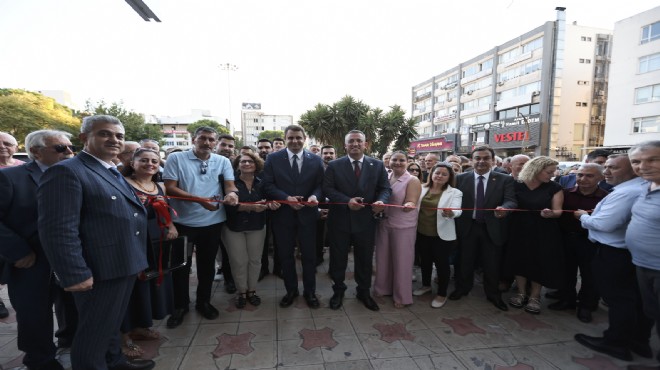 YENİ Parti İzmir’de ilk ilçe başkanlığı açıldı!