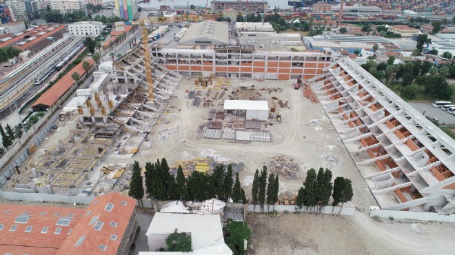 Yenilenen Alsancak Stadı nın tribünleri ortaya çıktı