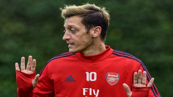 Yılın bombası: Fenerbahçe Mesut Özil'le anlaştı