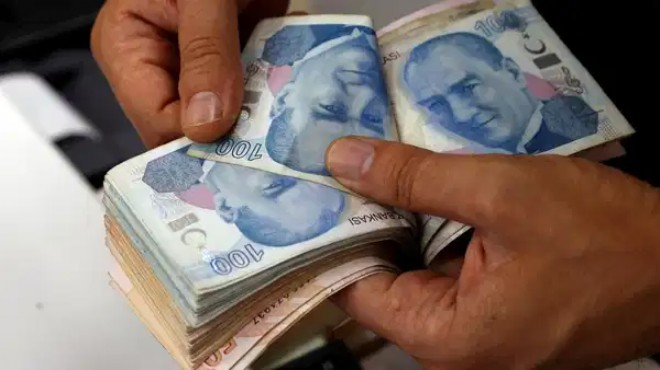 Yılın ilk 4 ayında asgari ücrette dev kayıp