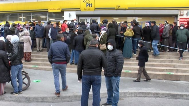 Yoğunluk yaşanan PTT şubeleri geçici kapatılacak