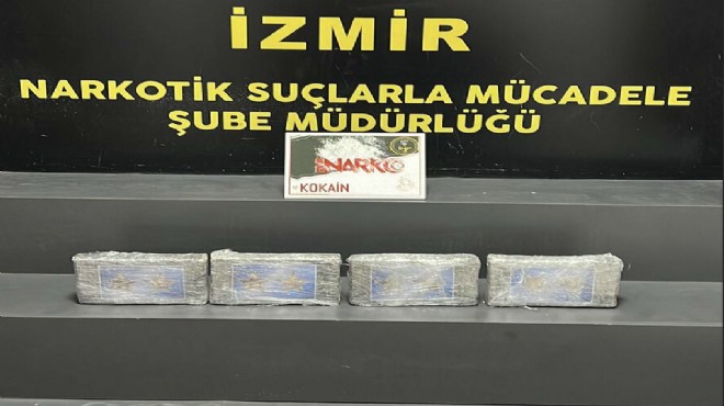 Zehir sevkiyatına darbe: İki araçta 4,6 kilo kokain!