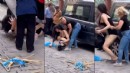 'Sokakta böyle çıplak gezmeyin' deyip saldırdı!