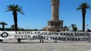 'Yazıklar Olsun İzmir' pankartı meydanlarda!