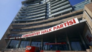 CHP'de 100 eski başkandan mutlak butlan tepkisi: İzmir'den 4 isim yer aldı!