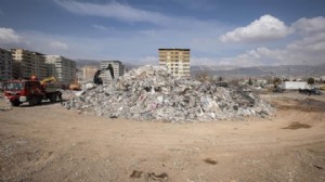 103 kişi hayatını kaybetmişti: Apartmanda demir yokmuş