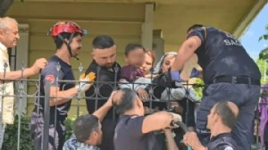 11 yaşındaki çocuğun bacağına demir saplandı