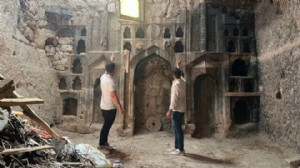 600 yıllık ibadethaneyi odunluk yapmışlar!