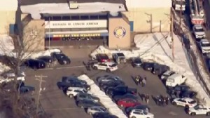 ABD’de buz hokeyi maçında silahlı saldırı!