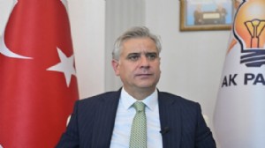 AK Parti Genel Başkan Yardımcısı kaza geçirdi