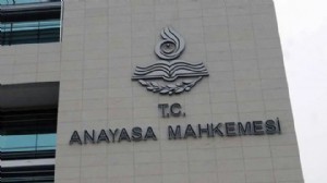 AYM'den iki siyasi parti hakkında suç duyurusu kararı