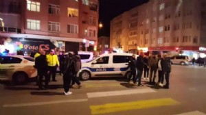 Alkollü sürücü kimlik isteyen şube müdürüne tekme attı