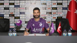Alper Potuk Türk futboluna geri döndü!